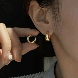 Water droplet shaped shiny surface, high-end Ins earrings at both ends, women's minimalist temperament earrings, earrings rings