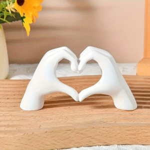 Home Decoration Nordic Style 13cm Love Hand Model Decoration Home Office Decoration Accessories Gift Set Decoration Resin Crafts