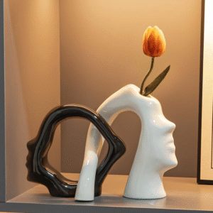 High end luxury ceramic vases with exquisite antique style flower arrangement, practical gifts for decorating the living room and lobby