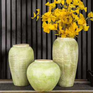 Vintage Chinese Ceramic Desktop Vase - Handmade Living Room Flower Arrangement Decoration and Desktop Decoration