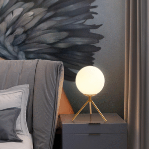 Nordic Modern Simple Lamp Study Bedroom Bedside Lamp Light Luxury Creative Ball Glass Table Lamp for Living Room Decorative